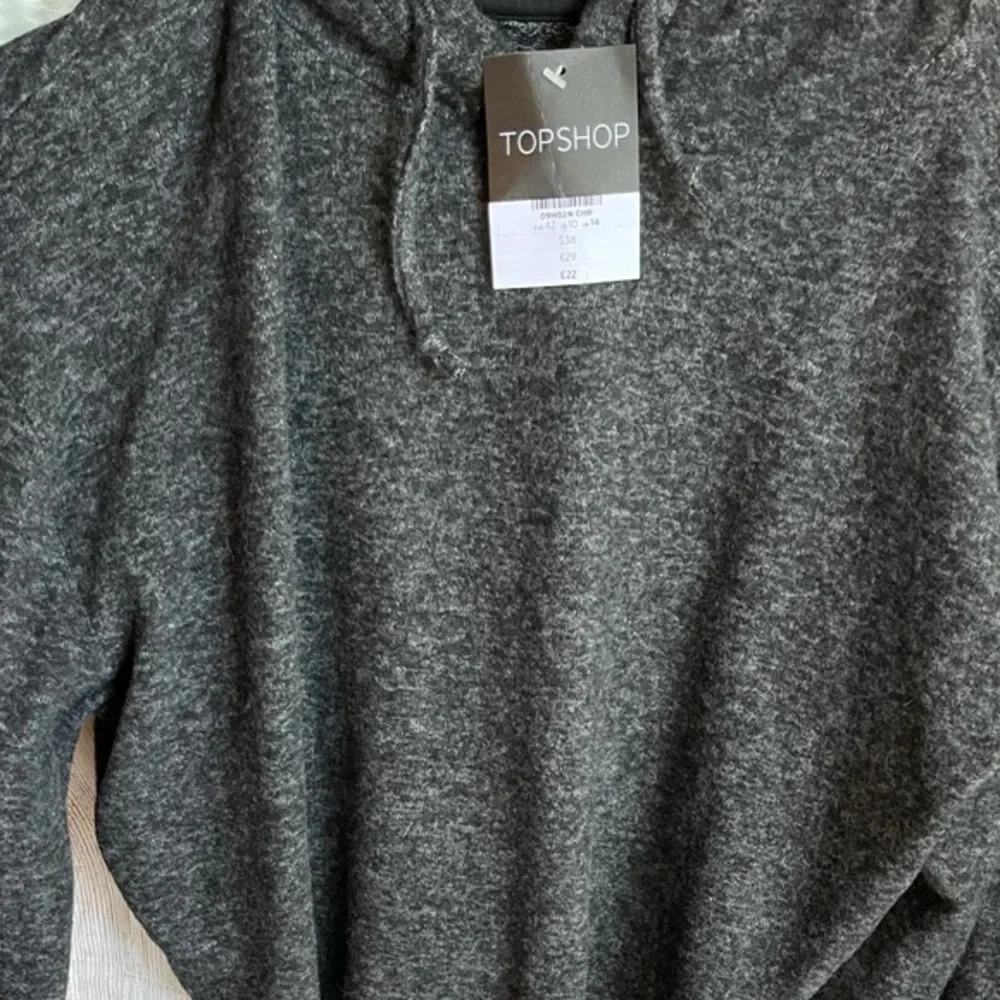 TOPSHOP – Brushed Crop Hoodie, Size US 10, NWT - Picture 9 of 12
